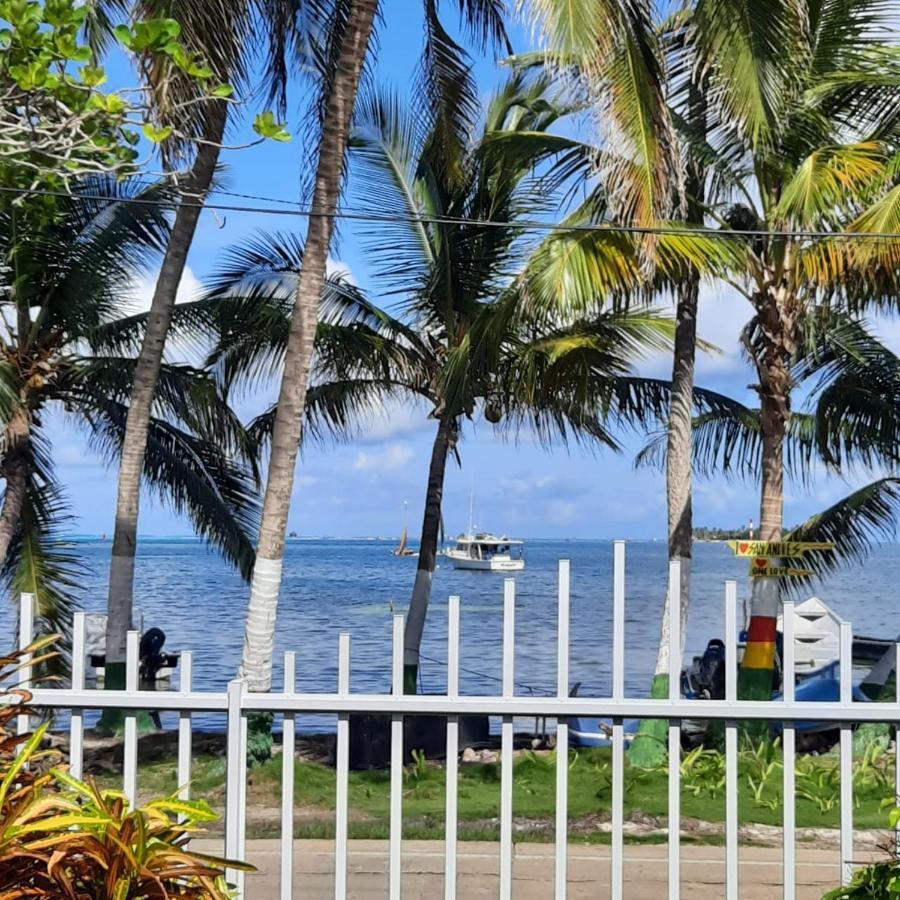 Posada Nativa Miss Nova San Andrés Exteriér fotografie